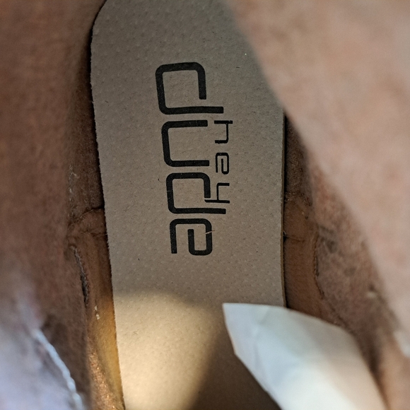 Hey Dude Mel Boots Suede Leather Platform Sand Beige Slip On Ankle Booties Sz 11 - Picture 11 of 15